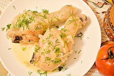 Pečene piščančje noge v kefirju v počasnem kuhalniku / Kuhanje