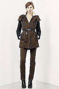 Lacoste dámske oblečenie - pred-jeseň 2012 / Móda a štýl